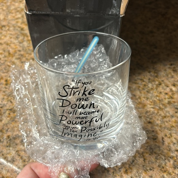 NIB Set of 2 Star Wars JoyJolt Obi-Wan Kenobi Drinking Glasses - Picture 4 of 4